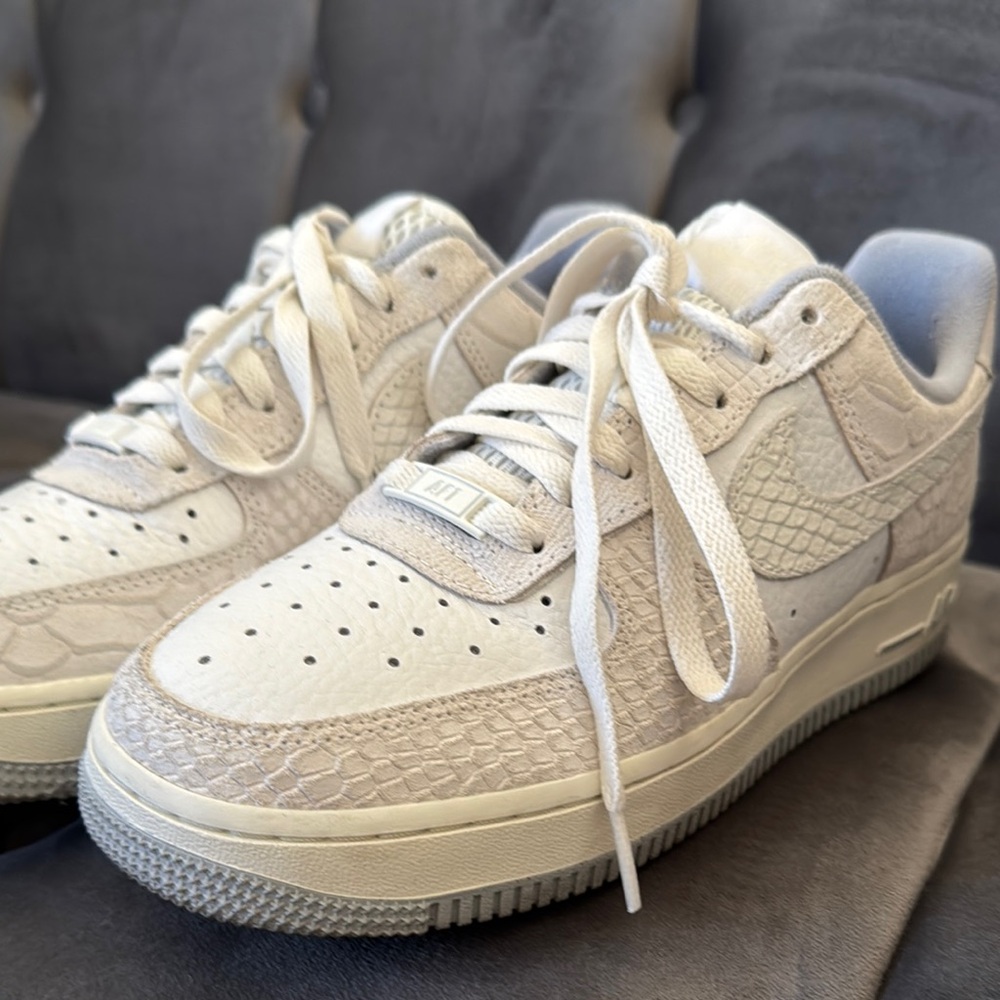 Nike Air Force 1